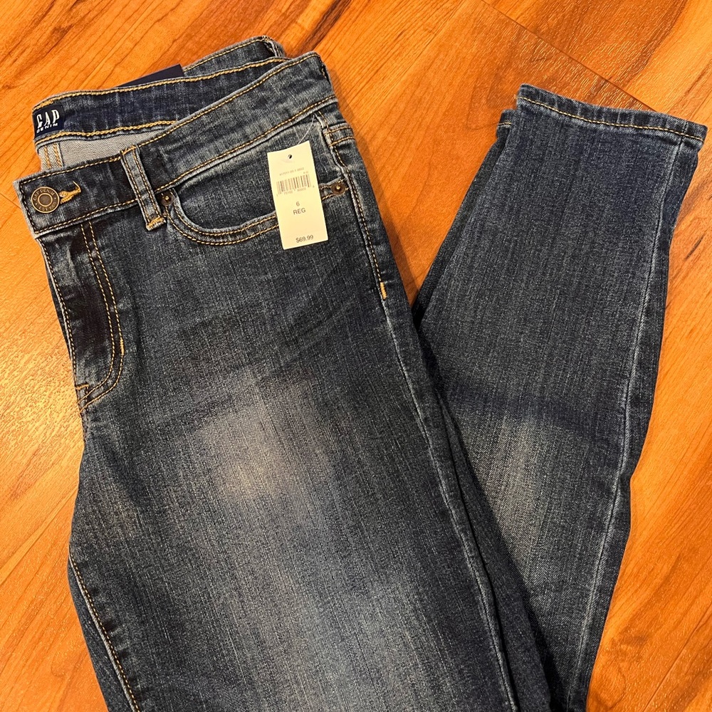 Gap skinny Jean size 28